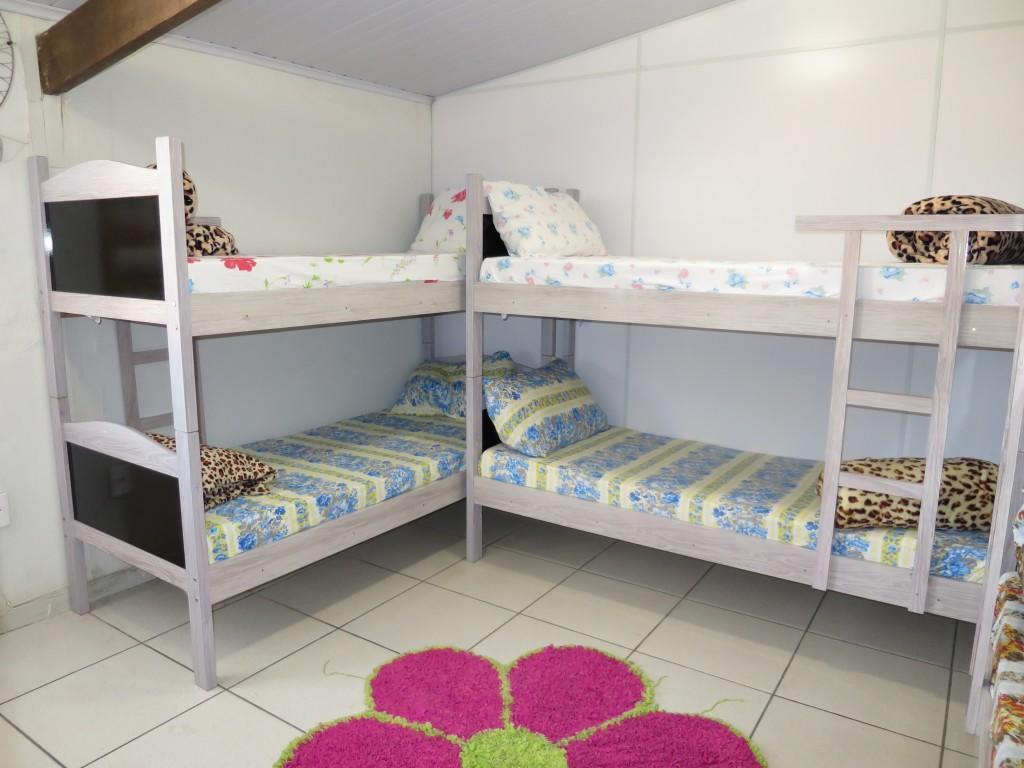 Single Bed Female Dormitory Room,1133772762:JPEG